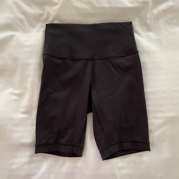 lululemon athletica Pants - Wunder Train High-Rise Short 6"